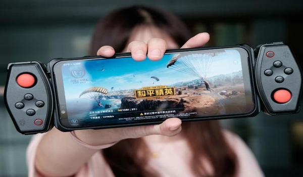 红魔手机玩和平精英辅助