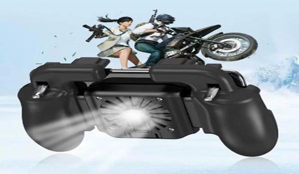 和平精英里面开镜怎么压枪