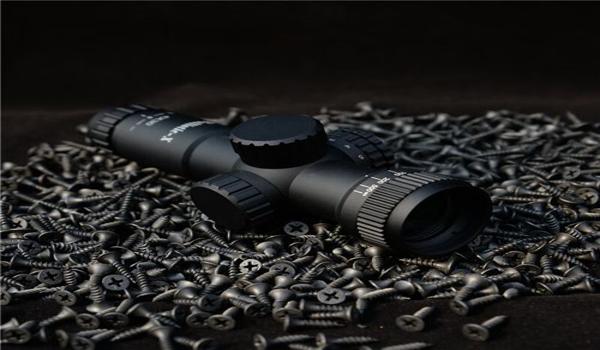 吃鸡辅助瞄准器免费使用